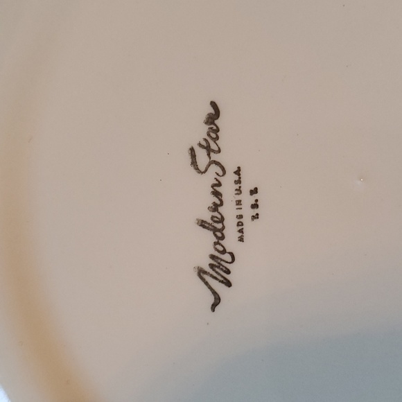 Vintage Set of 4 Homer Laughlin Modern star plates - Picture 6 of 8